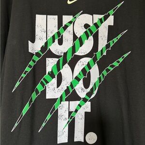 Nike Black Graphic T-Shirt Size 2XL - Just Do It Oregon Monster Claw